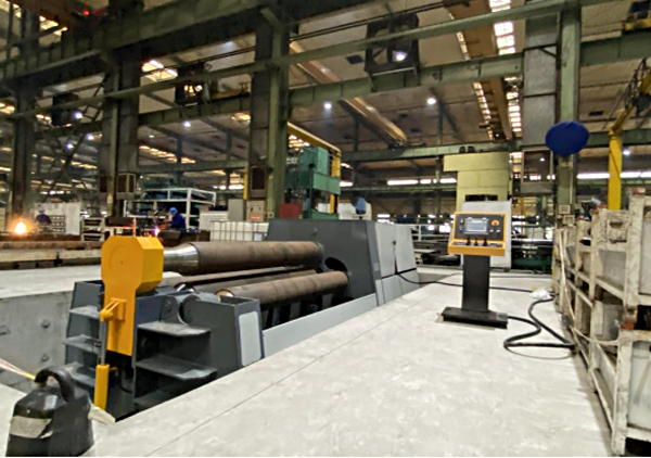 數(shù)控四輥卷板機(jī) 數(shù)控四輥卷板機(jī)