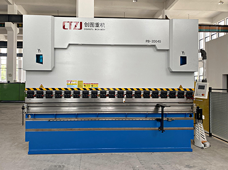 電液伺服折彎機(jī)1 電液伺服折彎機(jī)1