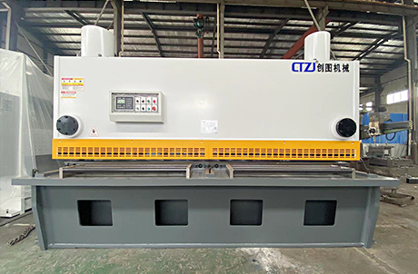 閘式剪板機(jī)4 閘式剪板機(jī)4