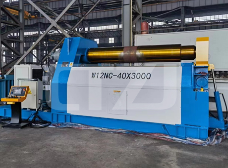 大型四輥卷板機2